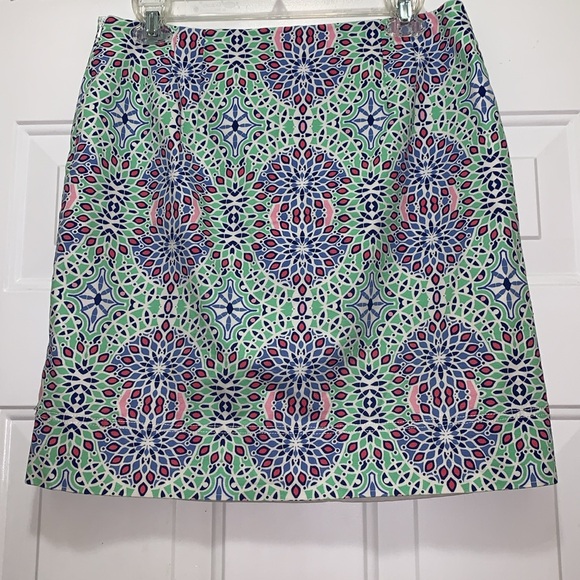 3/$15 Talbots cotton size 8 petite green/blue geometric print skirt - Picture 4 of 6